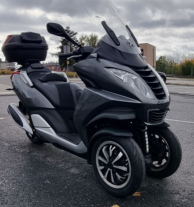 Peugeot Metropolis 400 rocznik 2014  piaggio mp3  yamaha tricity 300