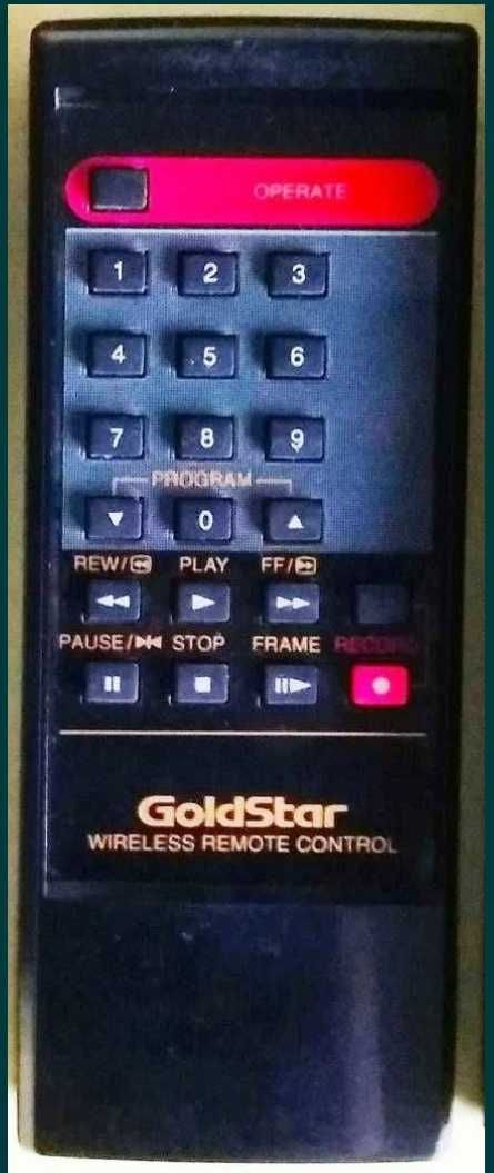 Пульт дистанционного управления видеомагнитофоном "Gold Star"