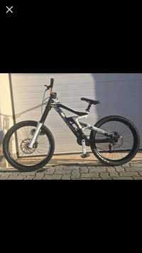 Vendo bike de downhill scott gambler