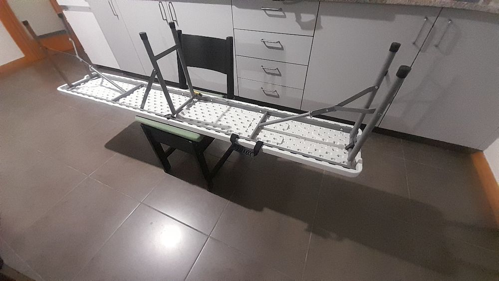 Bancos de pvc e ferro