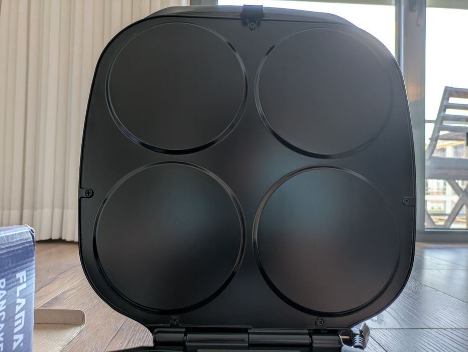 Maquina de panquecas e snacks - Flama 2000W