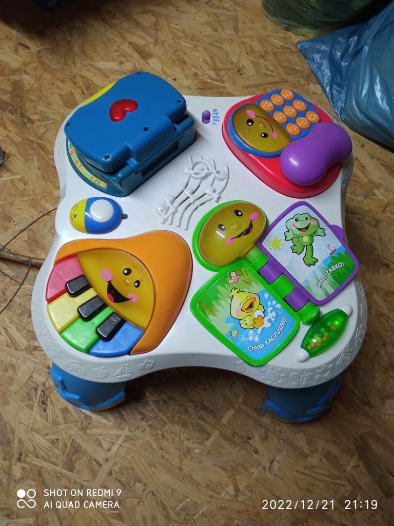 Stolik edukacyjny Fisher Price