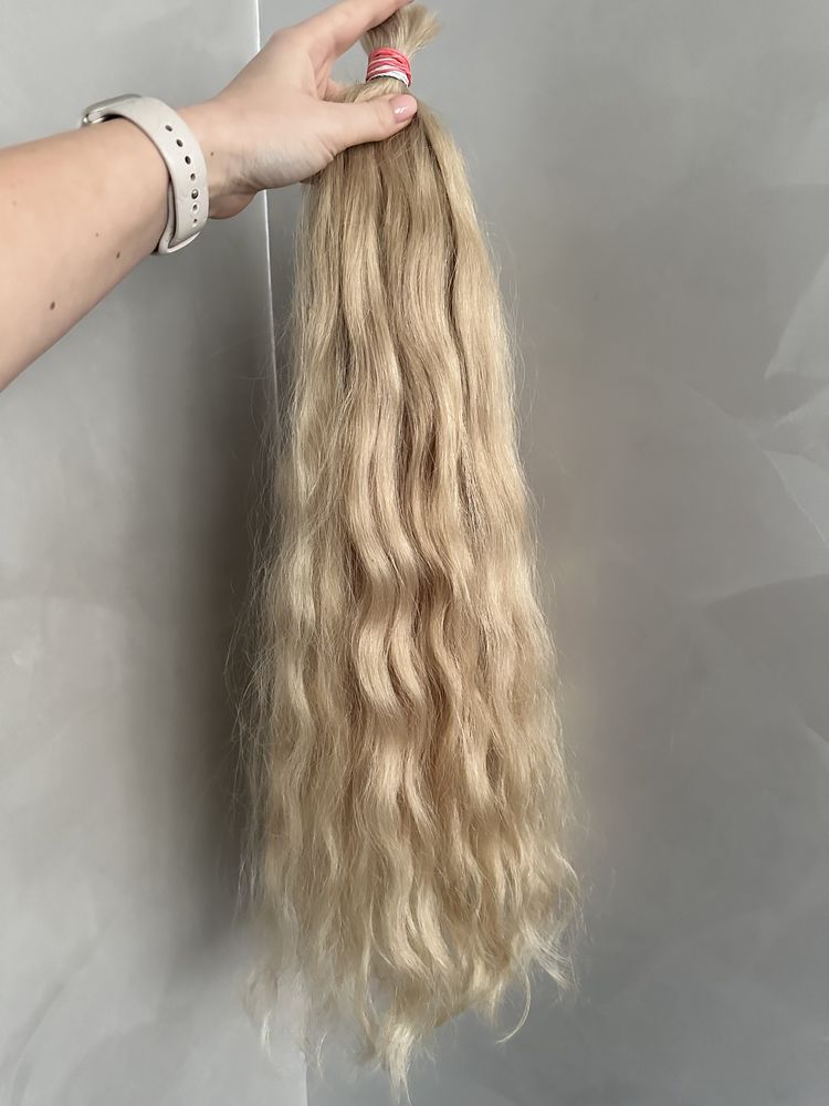 Натуральные волнистые волосы для наращивания теплый блонд 120 гр