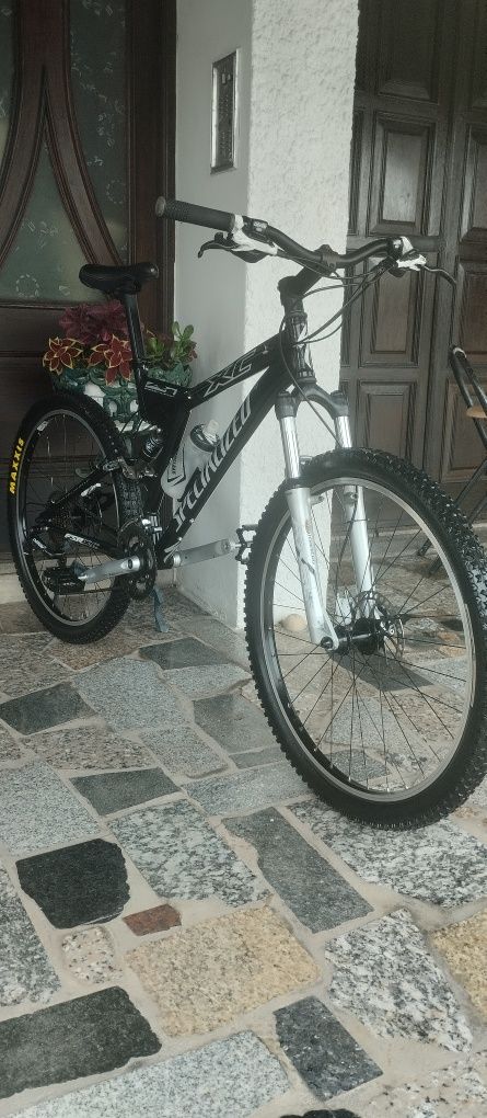 Specialized roda 26 com hidráulicos