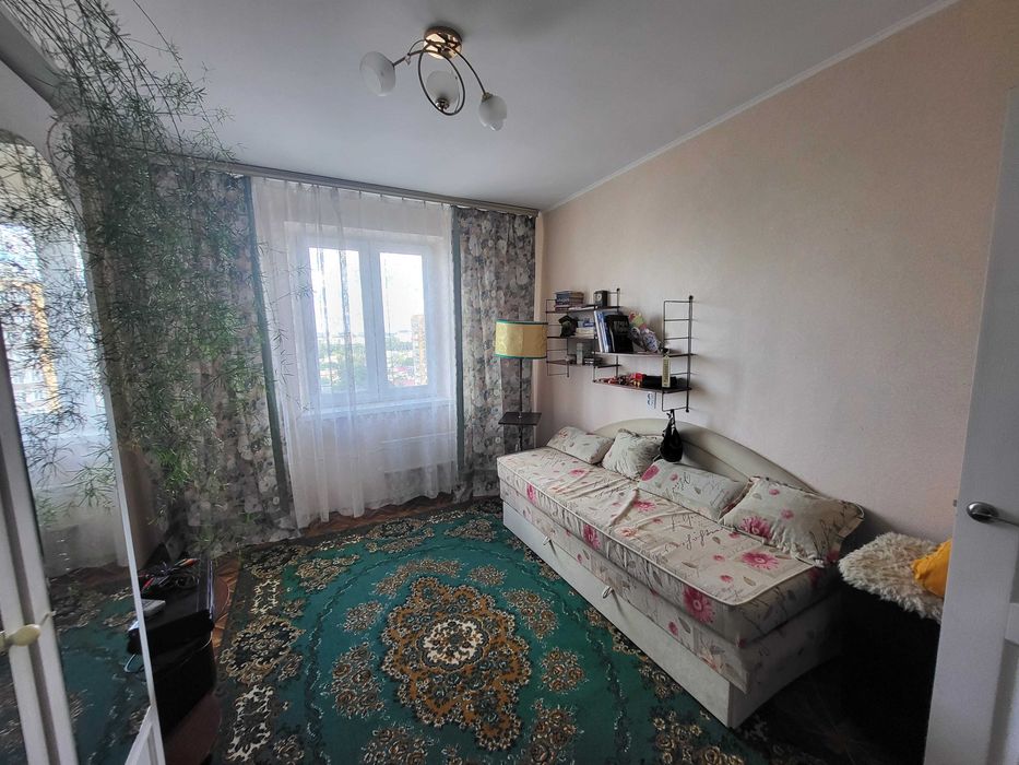 Продаж 3-кімнатної квартири в Дубово (навпроти "Корони") 39490