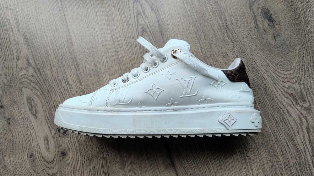 Кеди жіночі Louis Vuitton 37 розмір білі