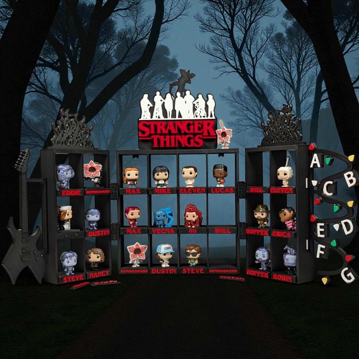 XXL Модульний Будиночок для Фігурок Stranger Things Kinder Joy + Імена