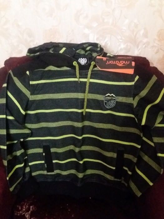 Продам свитера