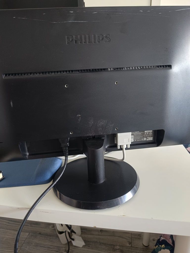 Monitor 21" LCD Philips 223V5L