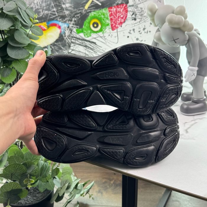 Кросівки Hoka Bondi 8 40.5 розмір Е6270