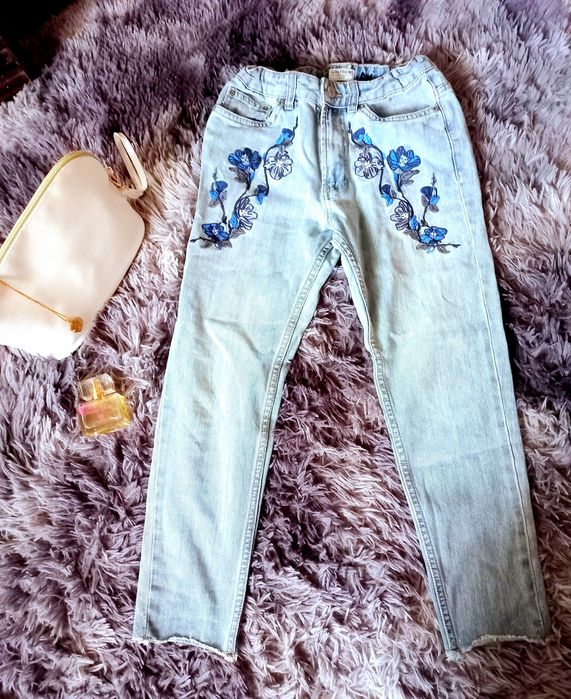Р.140 146 Reserved Костюм Джинси вишивка штани шорти  дівчинки