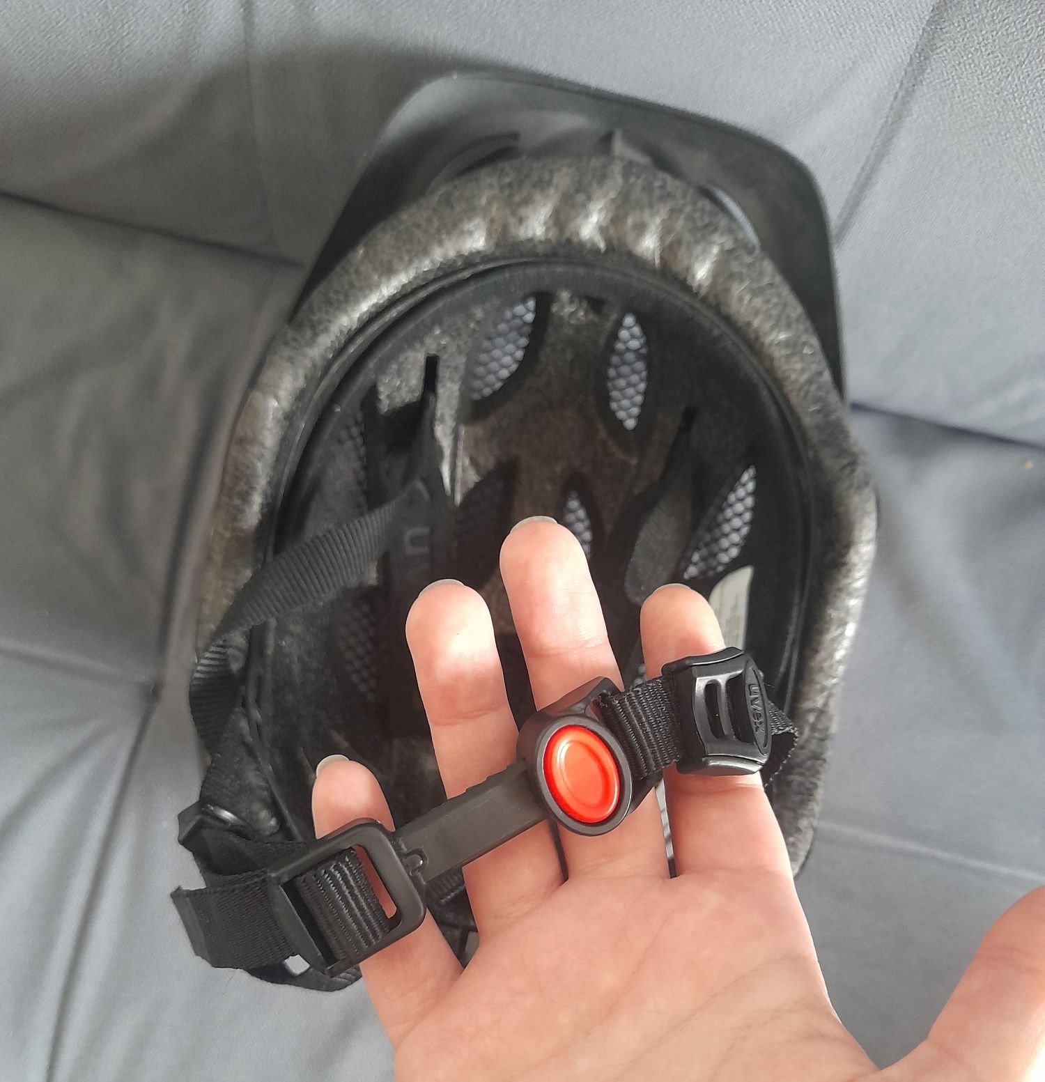 Kask z pająkiem dla dzieci pająk