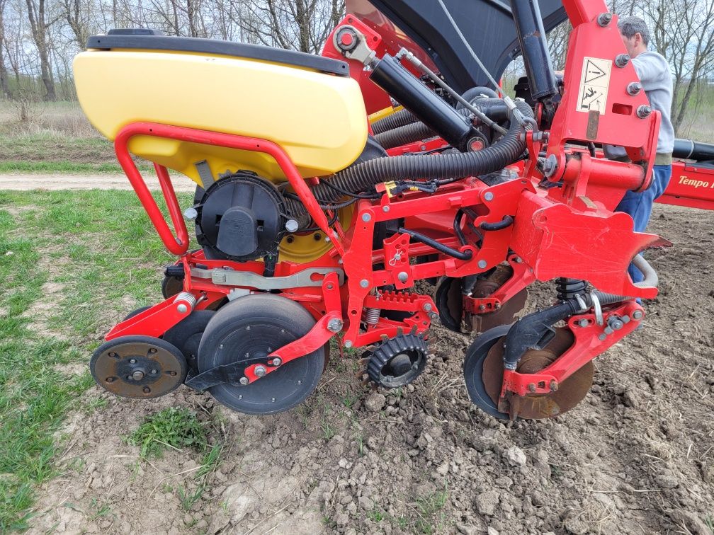 Vaderstad Tempo f8