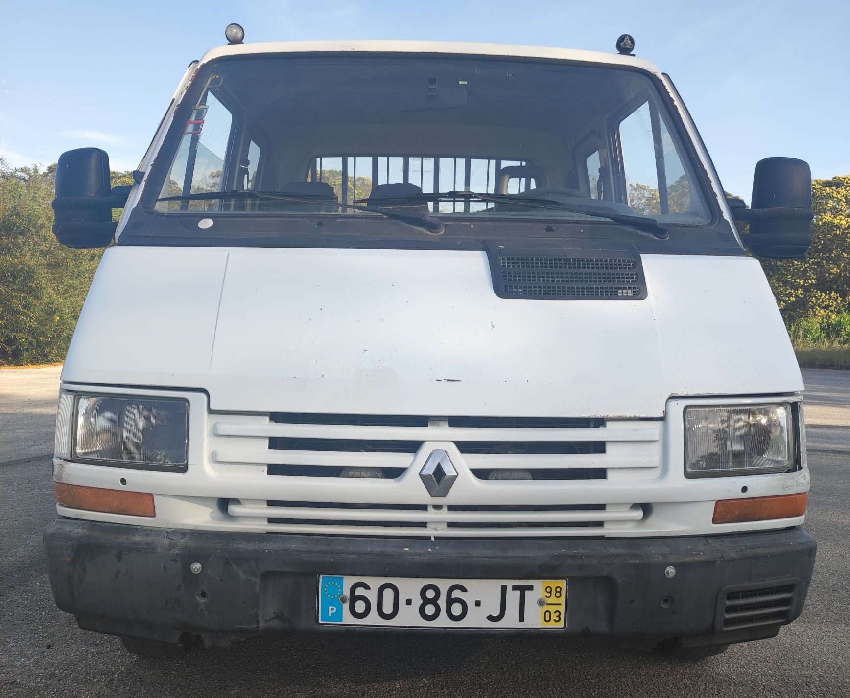 Renault trafic 6 lugares caixa aberta