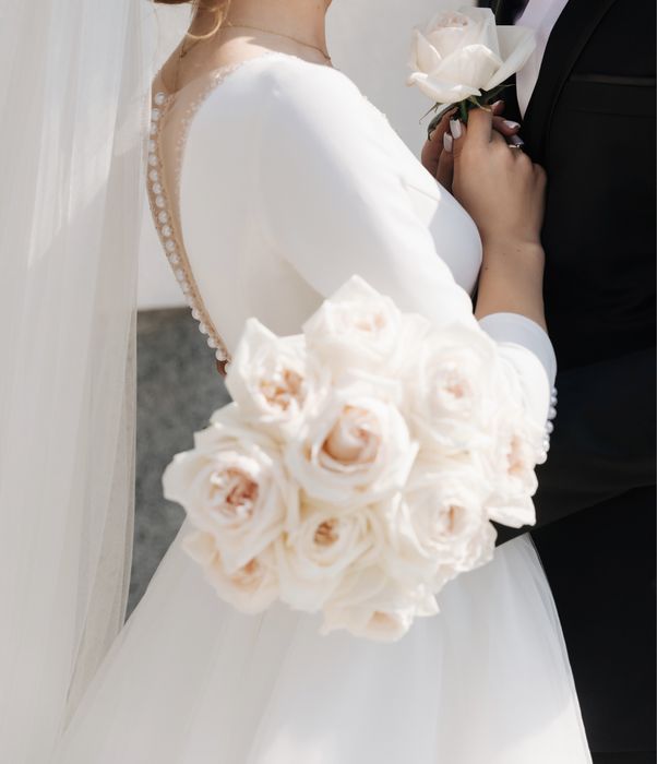 Весільна сукня