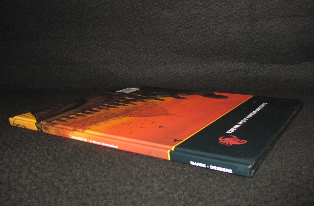 Livro BD A Marca Demoníaca O Escorpião 1 Martini Desberg