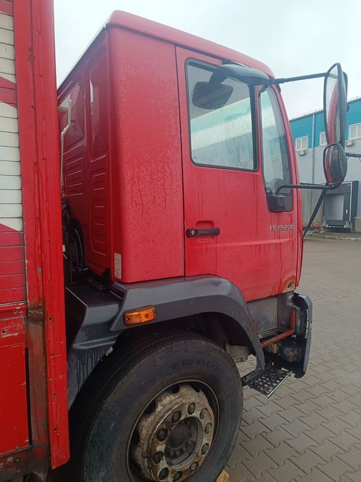 Man 18.220/ 2006 рік