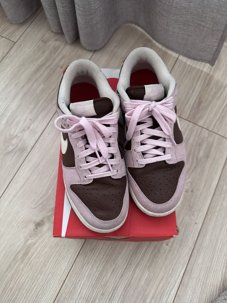 Nike Dunk Low Neapolitan 37.5