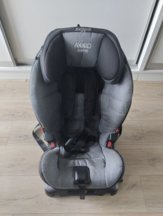 Fotelik samochodowy 9-25 kg z ISOFIX