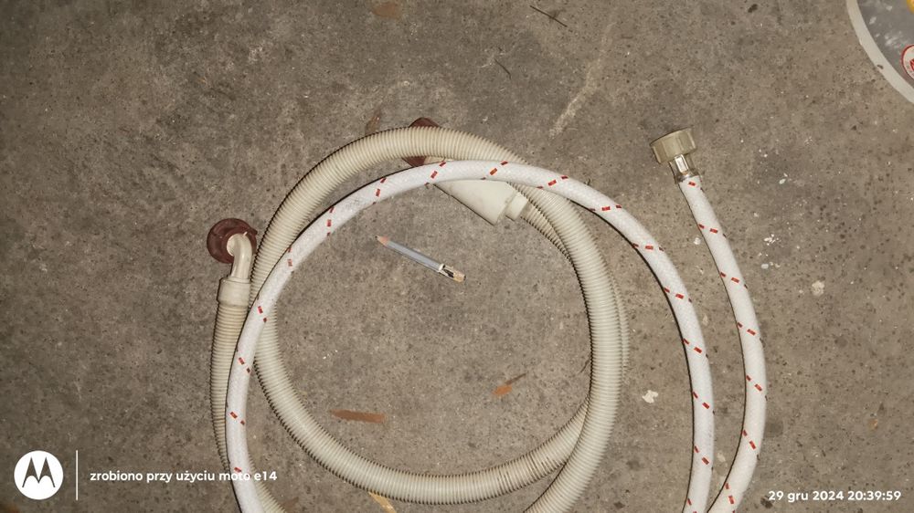 Wąż dopływowy wody pralki