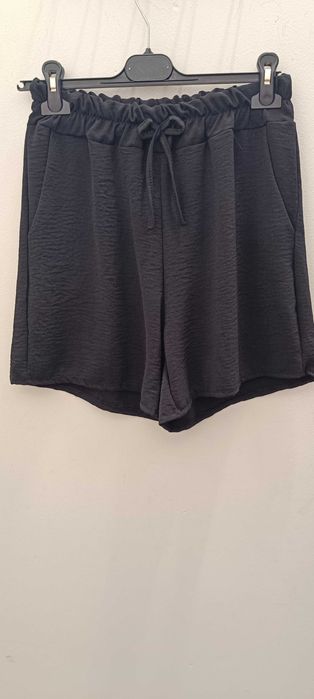 Krótkie spodenki