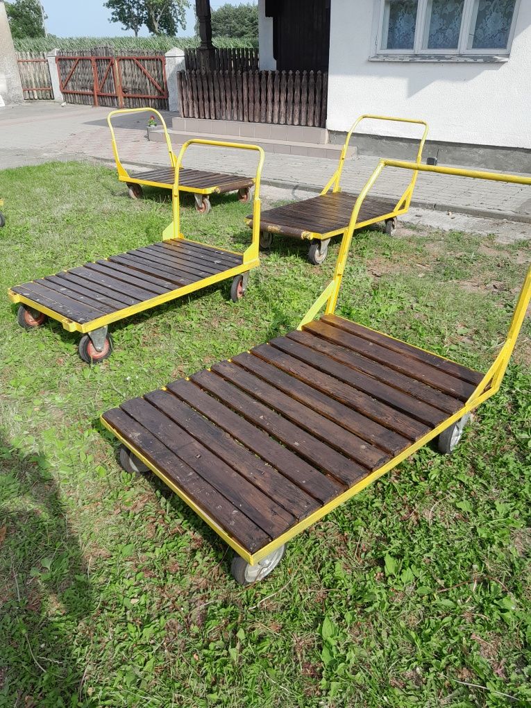 Wózek magazynowy transportowy