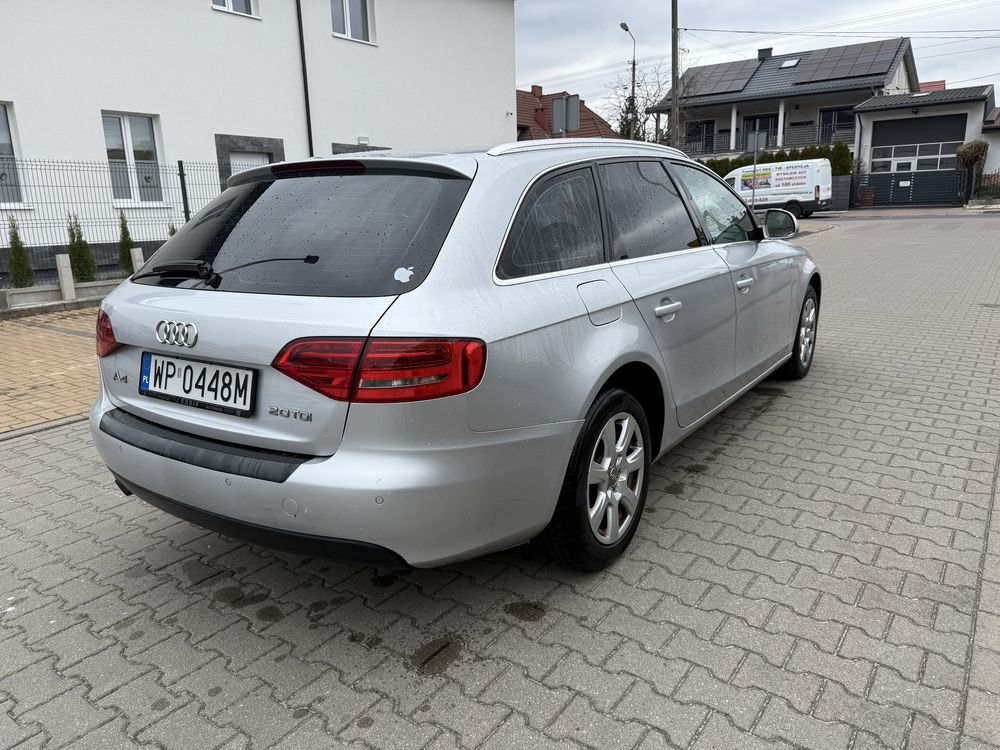 AUDI A4 B8_2.0 CR_Czujniki_Tempomat_Grzane*Fotele_Zarejestrowana!