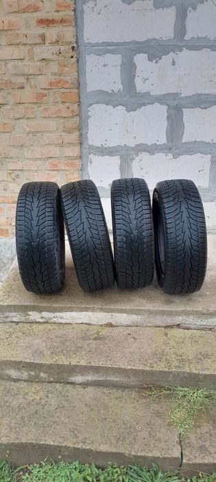 Продам зимову резину