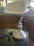 Lampa na biurko lub do biura