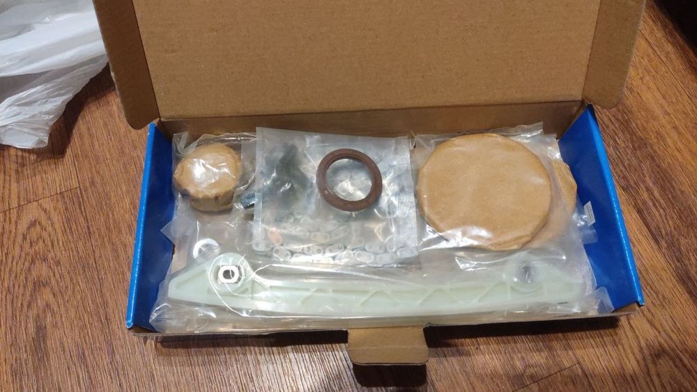 Комплект ГРМ  VOLVO C30, S40 I