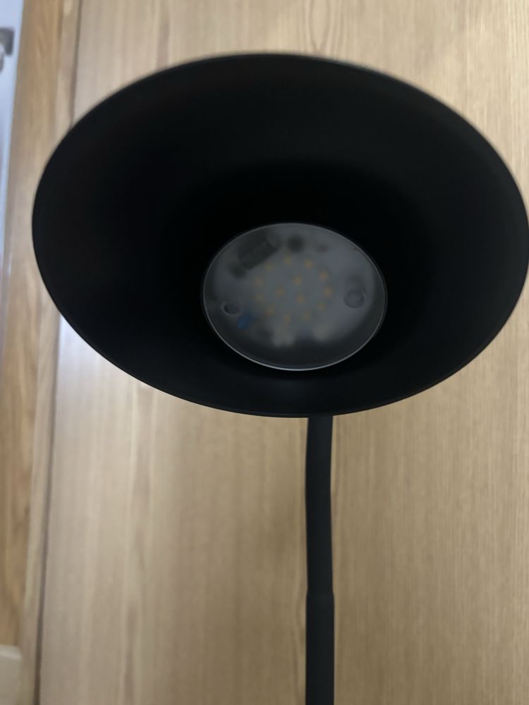 Candeeiro preto ikea