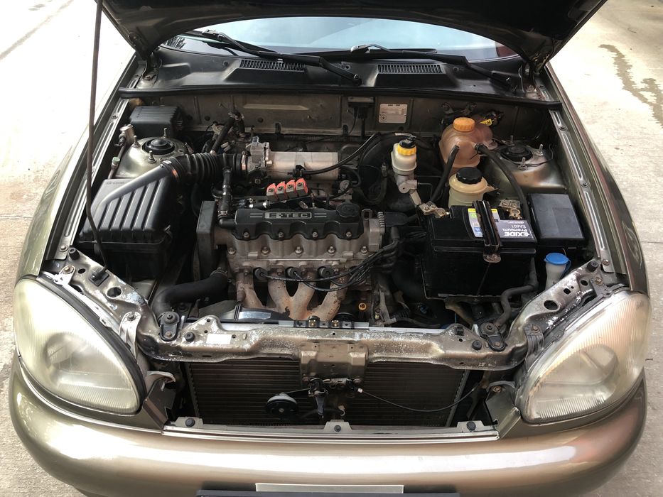 Продам Део ланос  в хорошому стані 1,5газ бензин газ вписаний