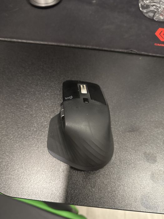 Rato logitec master 3