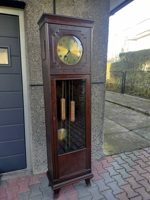 stary przedwojenny drewniany zegar stojący Alpina