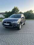 Mitsubishi Outlander Mitsubishi Outlander 2010r. polift, 2l, B+G