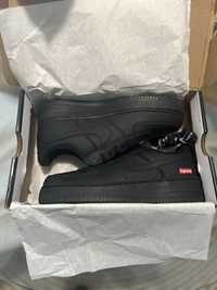 Nike air force 1 pretas supreme n40