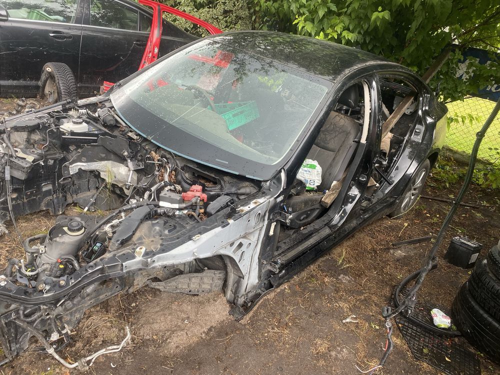 Infiniti q50 karoseria dach blotnik ceiartka podluznica