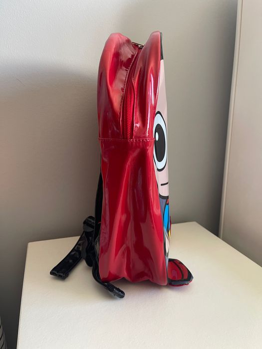 Vende-se Mochila para Criança