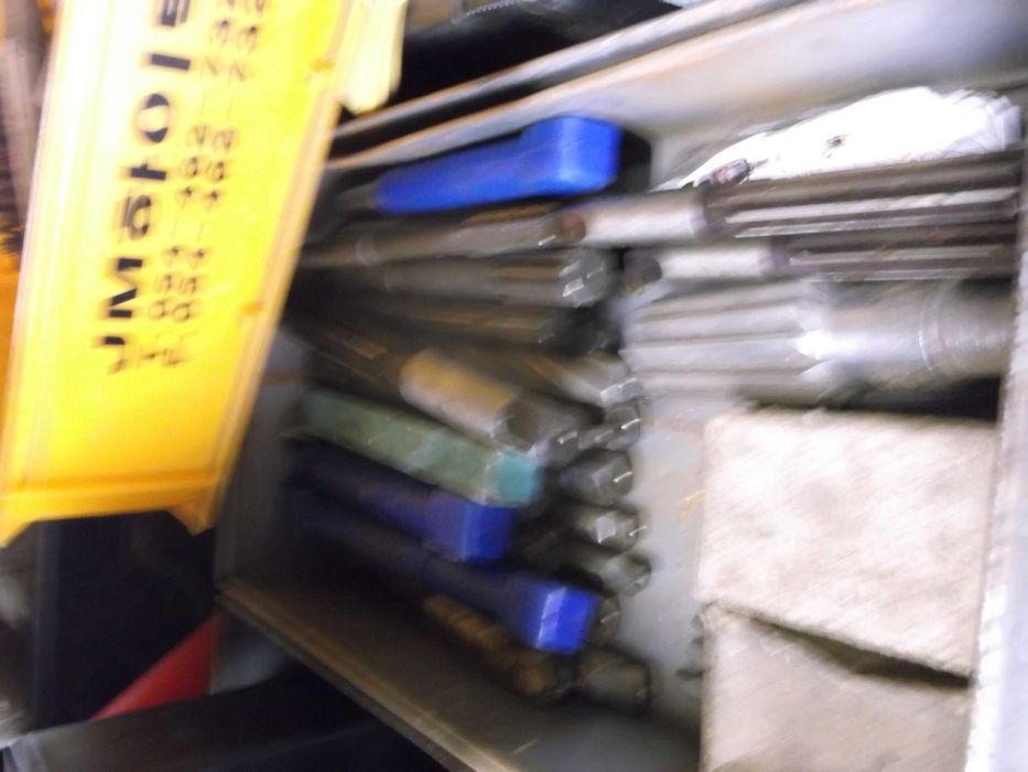 frezy do frezarki obrabiarki z epoki prlu