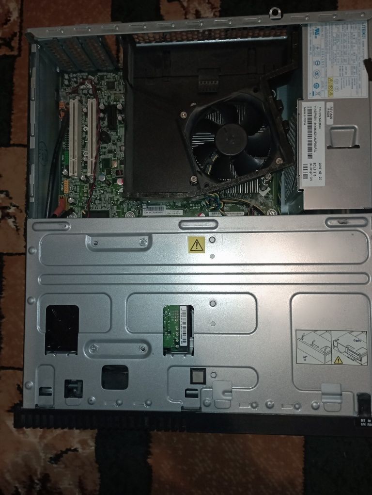 Lenovo thinkcentre m72e