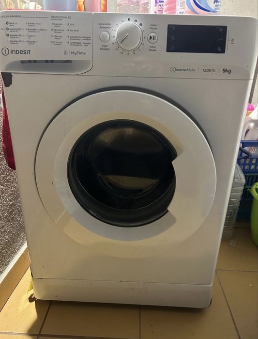 Maquina de lavar roupas 9kilos