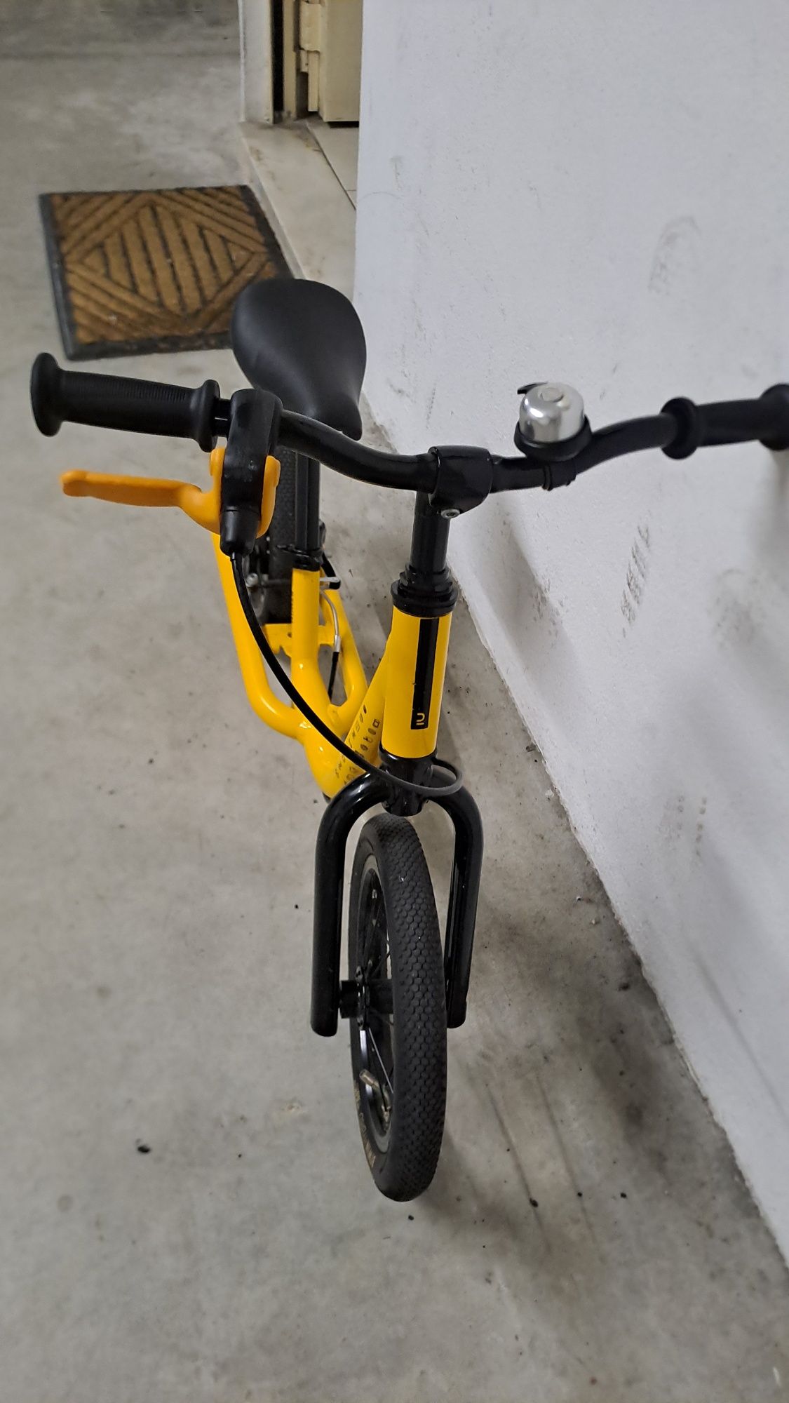 BTWIN Bicicleta de Aprendizagem 12 polegadas
Bicicleta de Aprendizagem