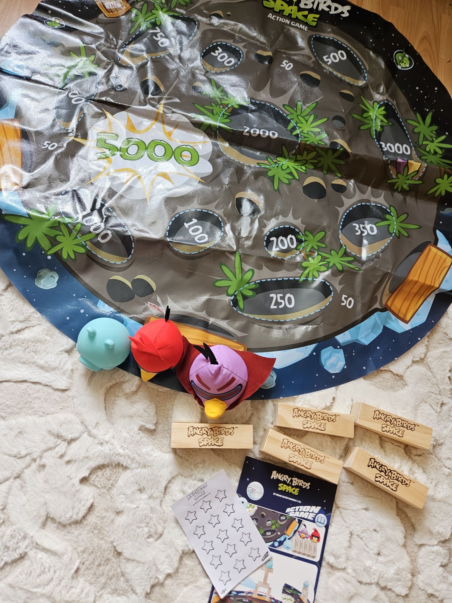 Gra angry birds space