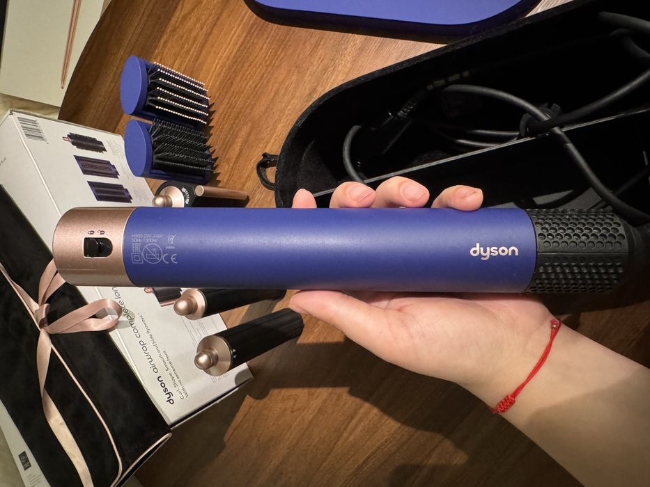 Стайлер для довгого волосся Dyson Airwrap