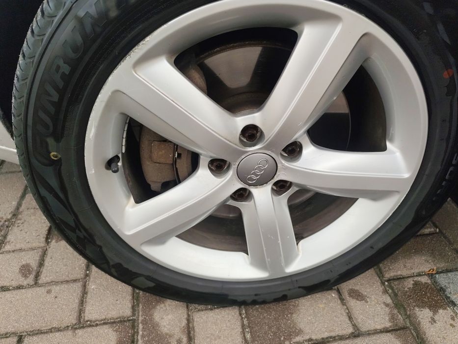 Ауди А6 с6 2.0 т Автомат