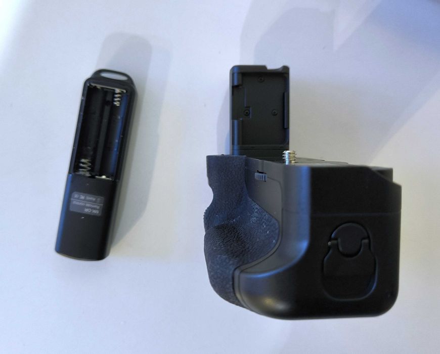 Sony A7R2 - Battery grip com comando RF e intervalómetro