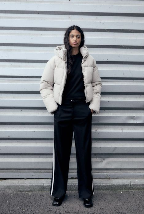 Вкорочена куртка пуфер zara з капюшоном пуховик