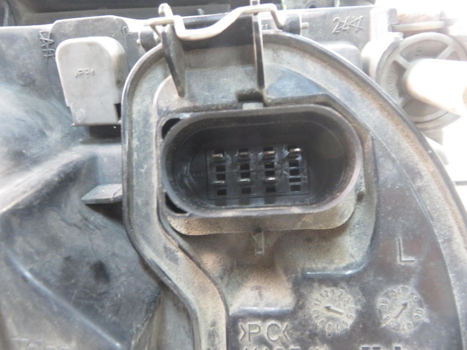 Lampa Lewa Przednia Audi A4 B5 Lift Xenon