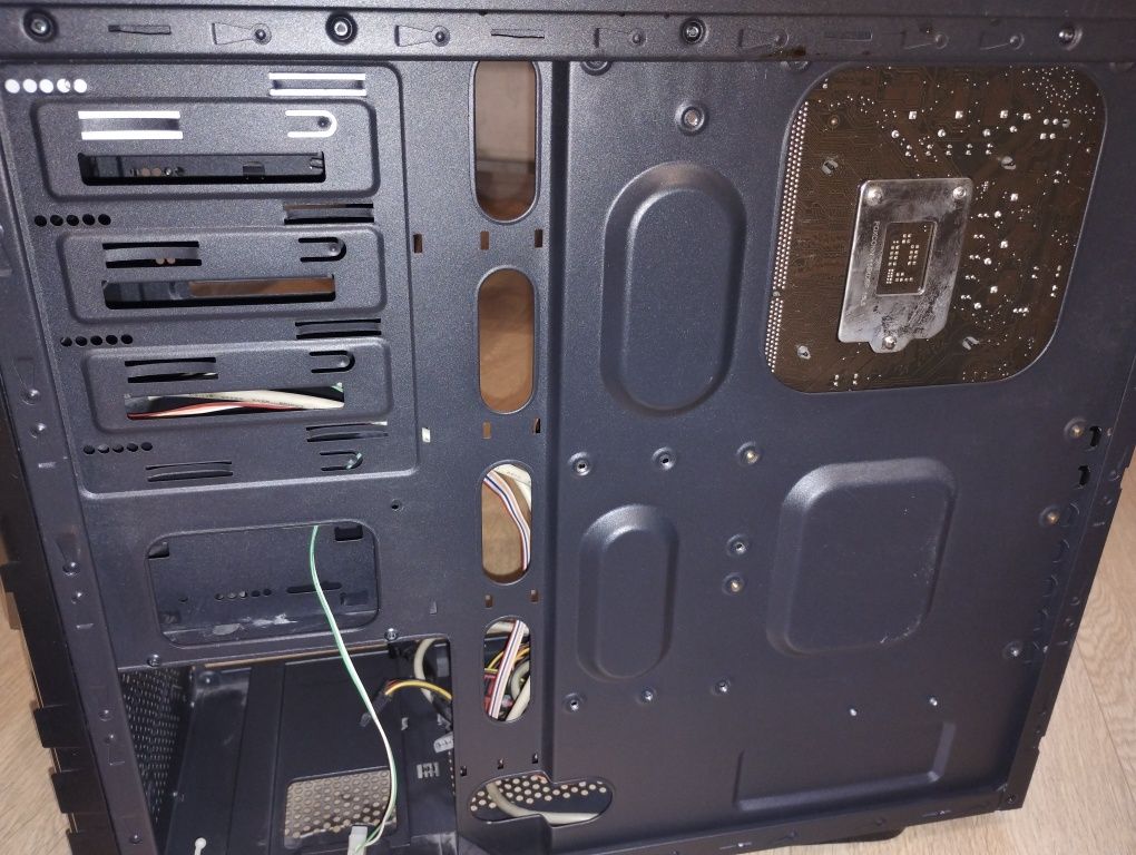 PC Komputer bez dysku twardego