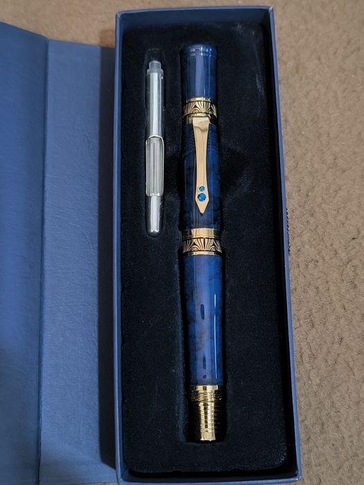 Caneta-tinteiro Memphis